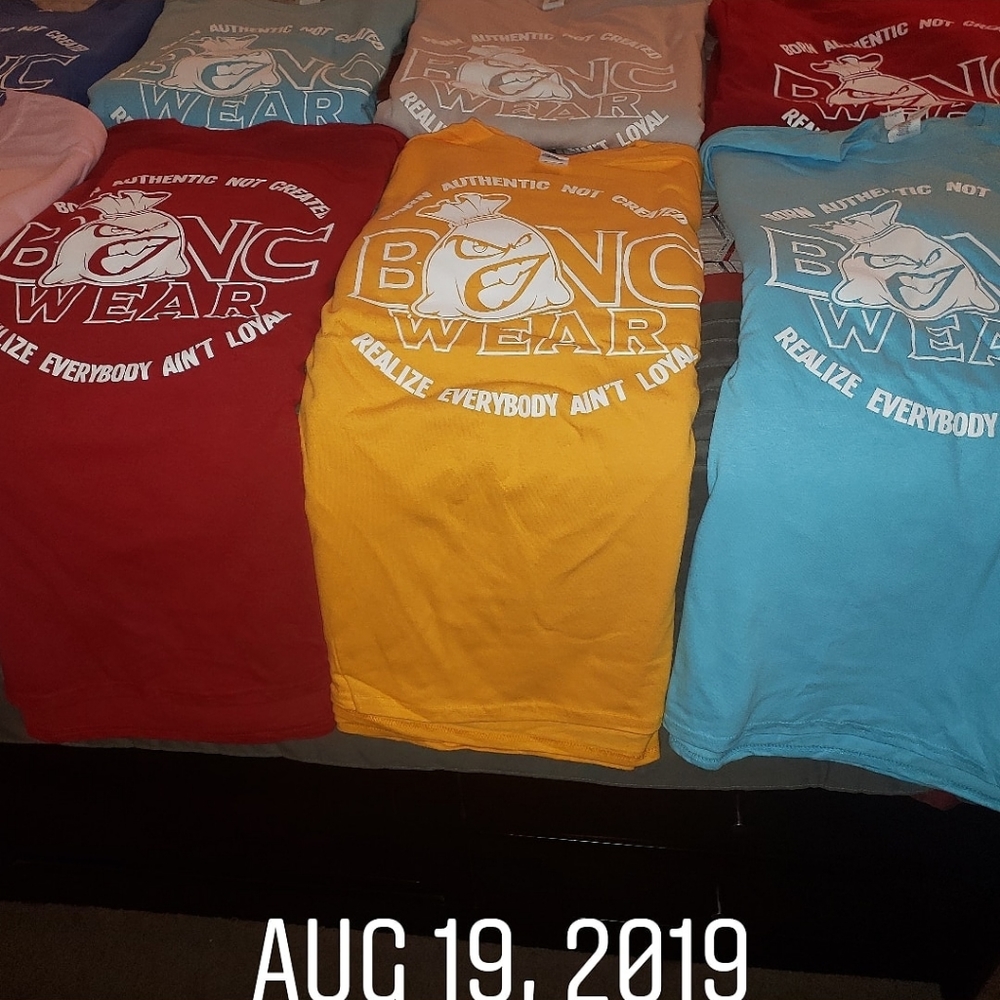 Clothing - Picture 4 of 4